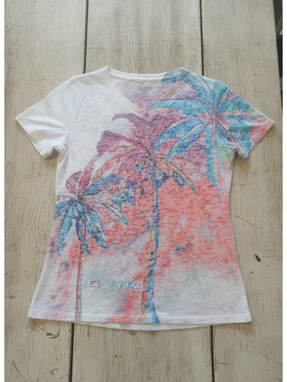 Blue 84 Tropical Palm Tree Sunset V-Neck Burnout Tee White Pink Blue Size M
